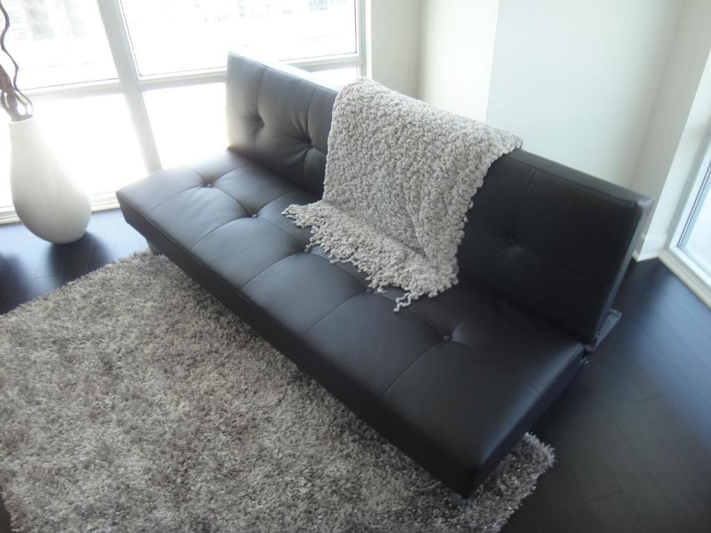 Square One Fully Furnished Suite Mississauga Ngoại thất bức ảnh