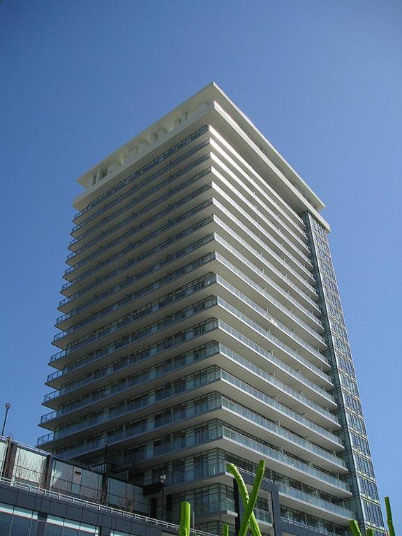 Square One Fully Furnished Suite Mississauga Ngoại thất bức ảnh