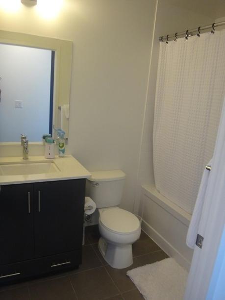 Square One Fully Furnished Suite Mississauga Ngoại thất bức ảnh